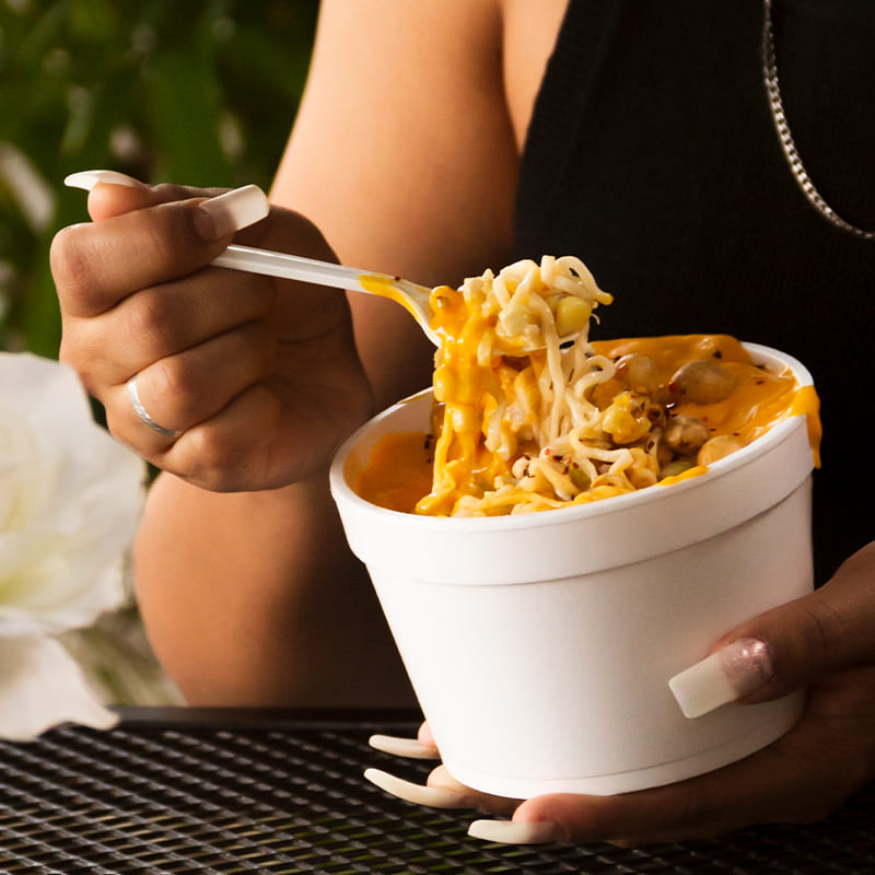 Maruchan con esquites